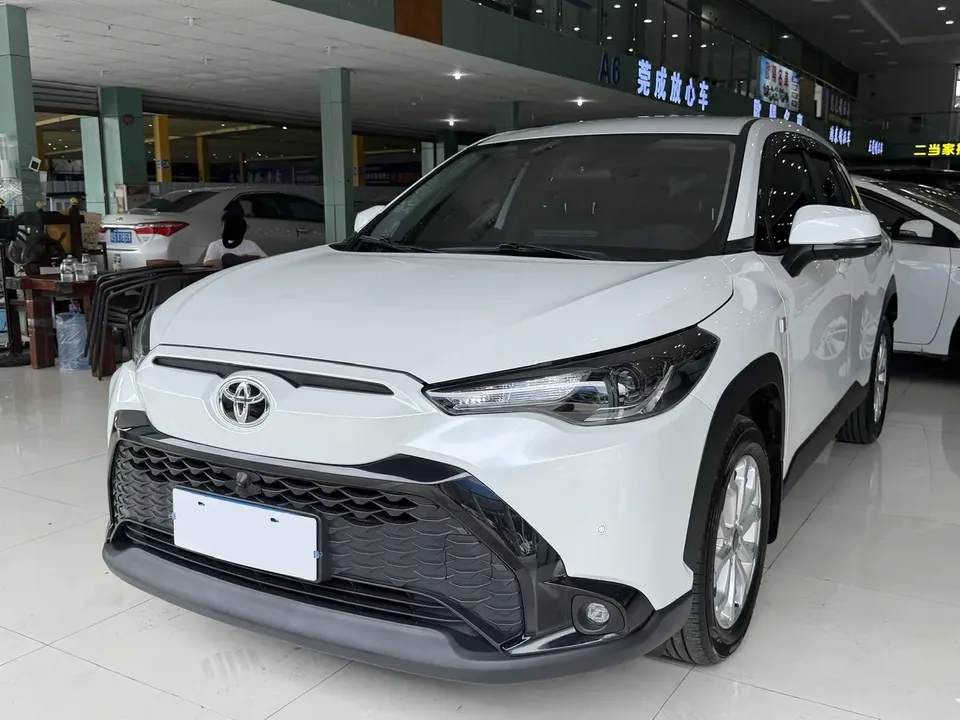 Toyota Frontlander Fenglanda 2024 2.0L CVT Elite Edition PLUS 2025 — фото 1, купить с доставкой в Москву