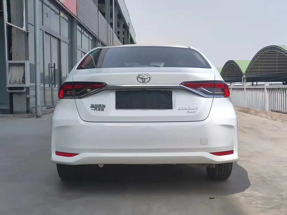 Toyota Corolla Corolla 1.2T S-CVT Pioneer Edition 2023 — thumbnail 2