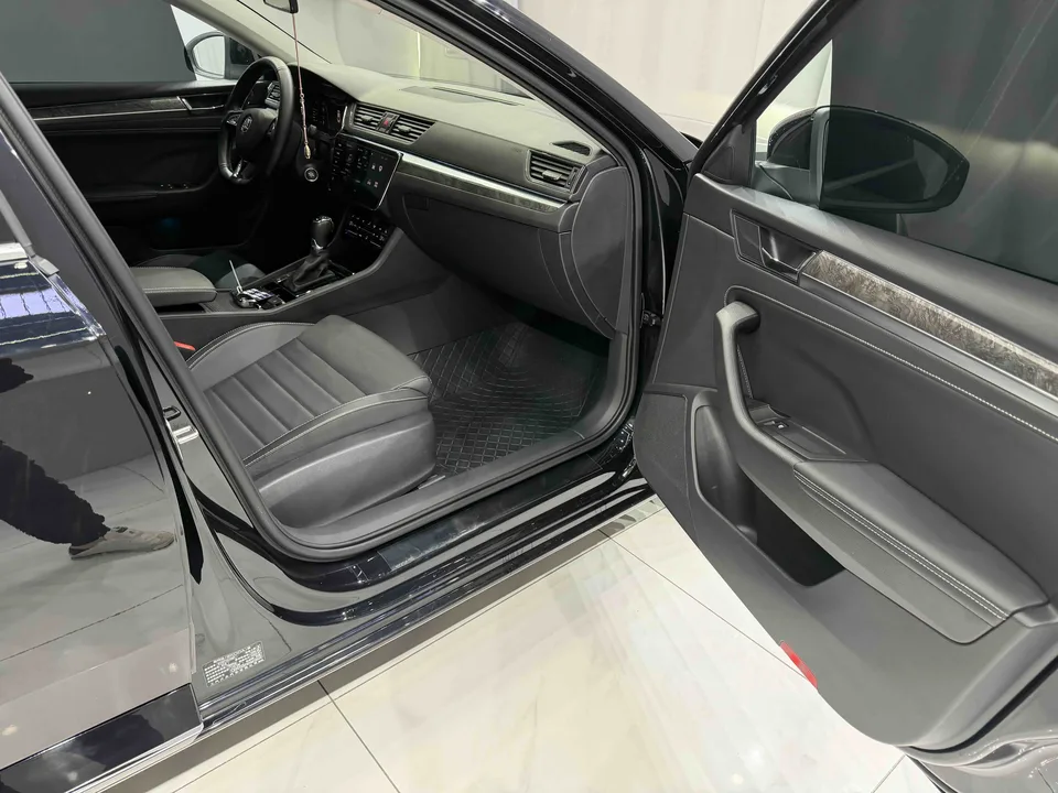 Skoda Speedy Super 2023 TSI280 DSG Exclusive Edition 2023 — миниатюра 3