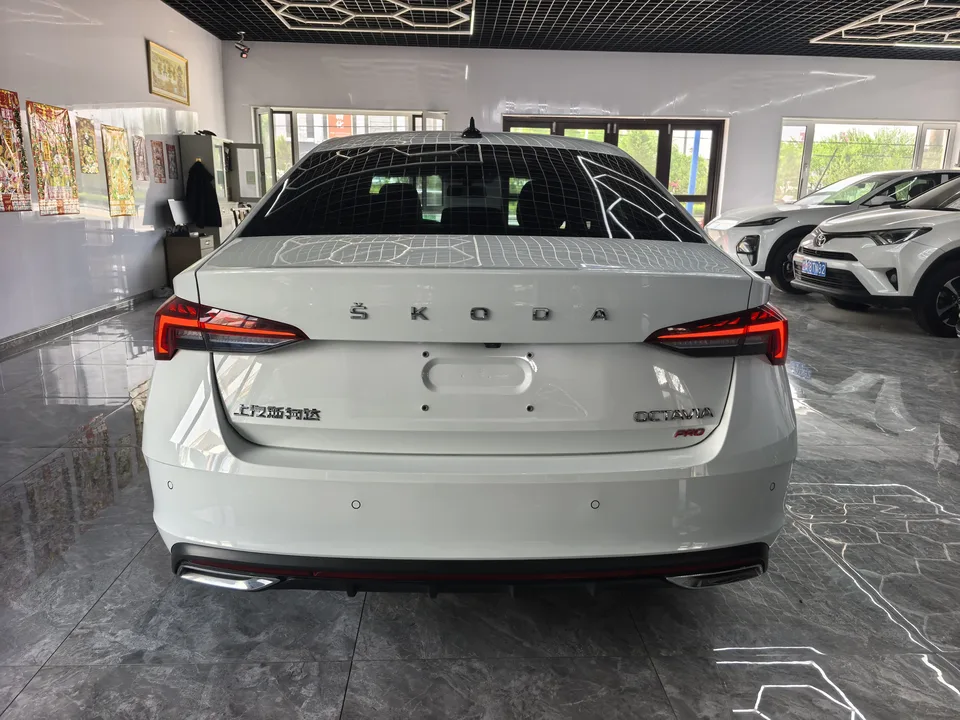 Skoda Octavia Octavia Modified PRO TSI280 DSG Premium Edition 2023 — thumbnail 2