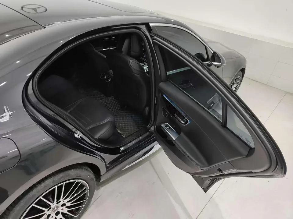 Mercedes-Benz Mercedes Benz C Class Mercedes-Benz C-Class 2024 C 200 L Sports Edition 2024 — миниатюра 4