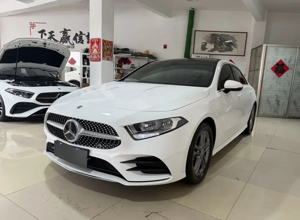 Mercedes-Benz Mercedes Benz A Class 2022