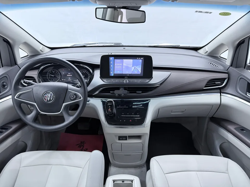 Buick GL8 Buick GL8 Land Business Class 2.0T Comfort 2023 — thumbnail 3
