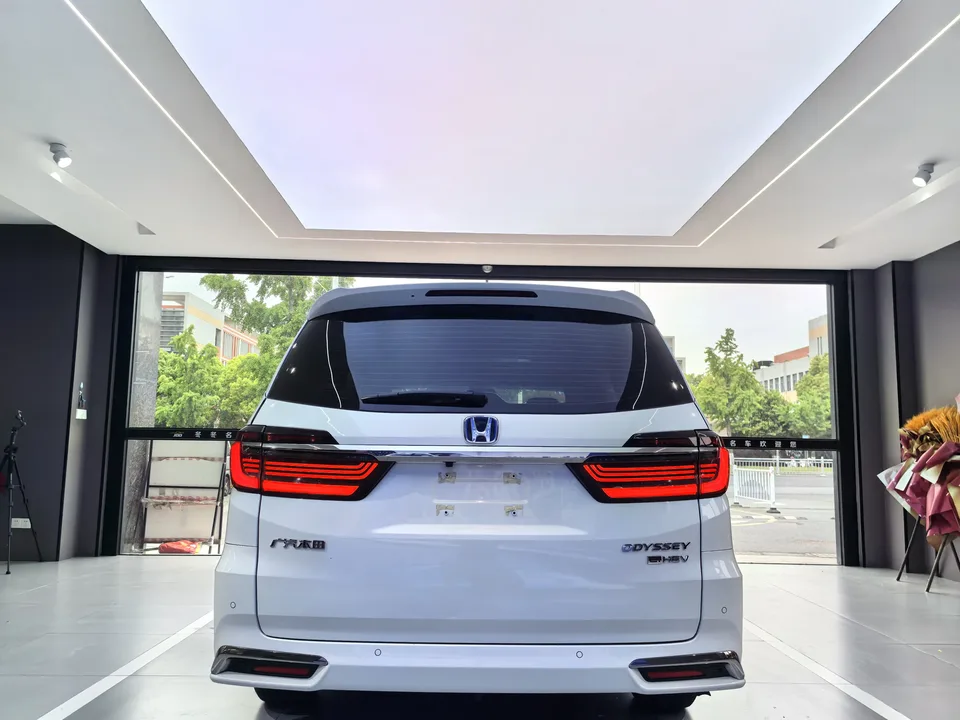 Honda Odyssey Odyssey 2022 2.0L RuiLingxiang Edition 2022 — миниатюра 2