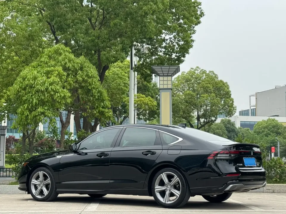 Honda Accord RuiTong 260TURBO Premium Edition 2024 — миниатюра 2