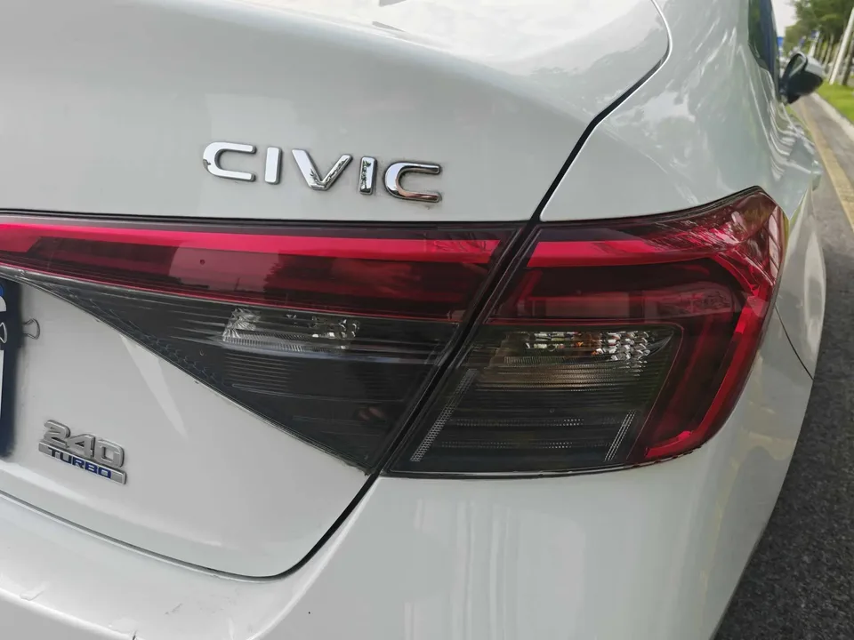 Honda CIVIC Civic 240TURBO CVT Power Edition 2024 — миниатюра 3