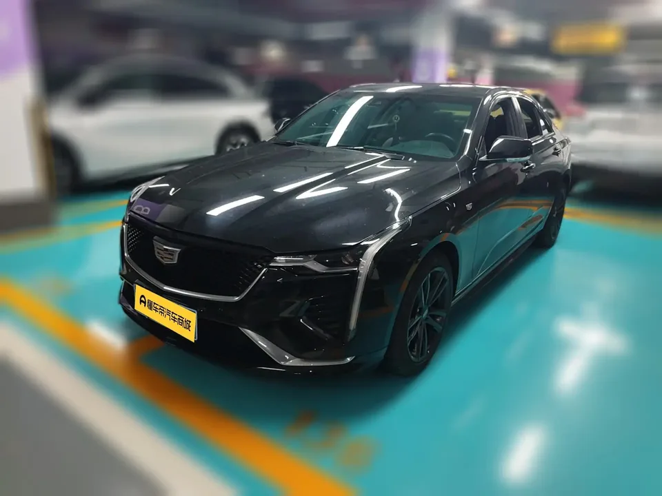 Cadillac CT4 2023