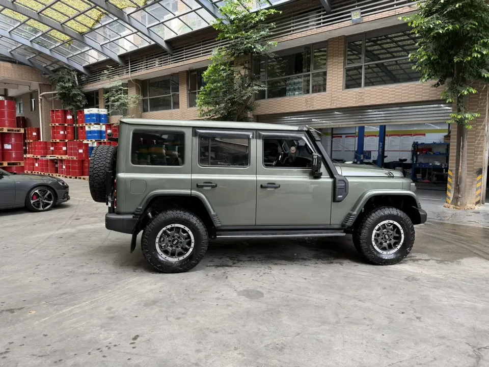 212 T01 T01 2.0T Changfeng Edition 2025 — миниатюра 5