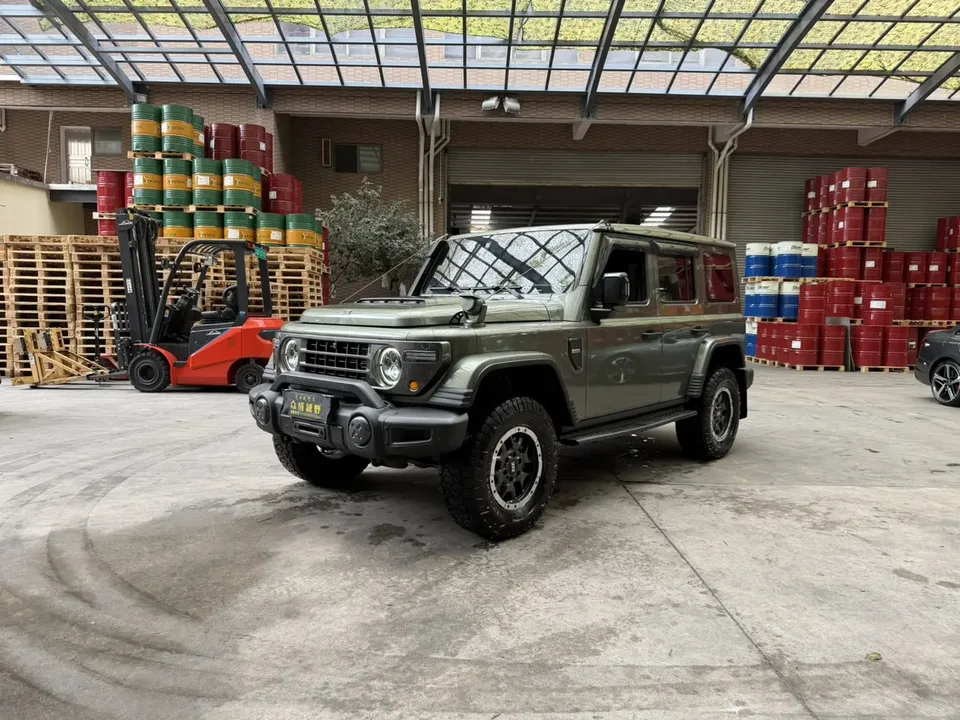 212 T01 T01 2.0T Changfeng Edition 2025 — фото 1, купить с доставкой в Москву