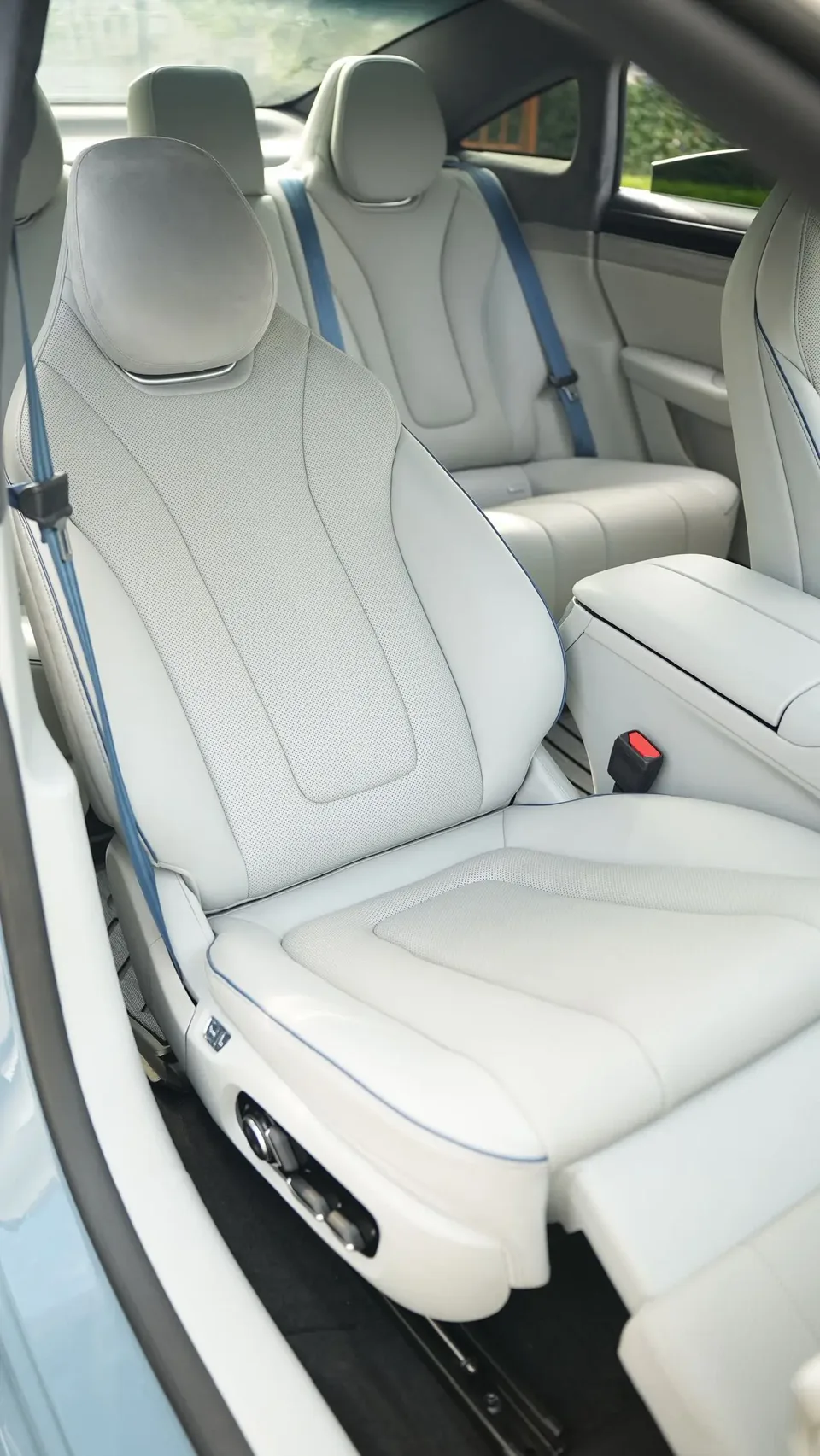 Luxeed SmartS7 SmartS7 Max rear-wheel drive long-distance intelligent driving version 2024 — thumbnail 3
