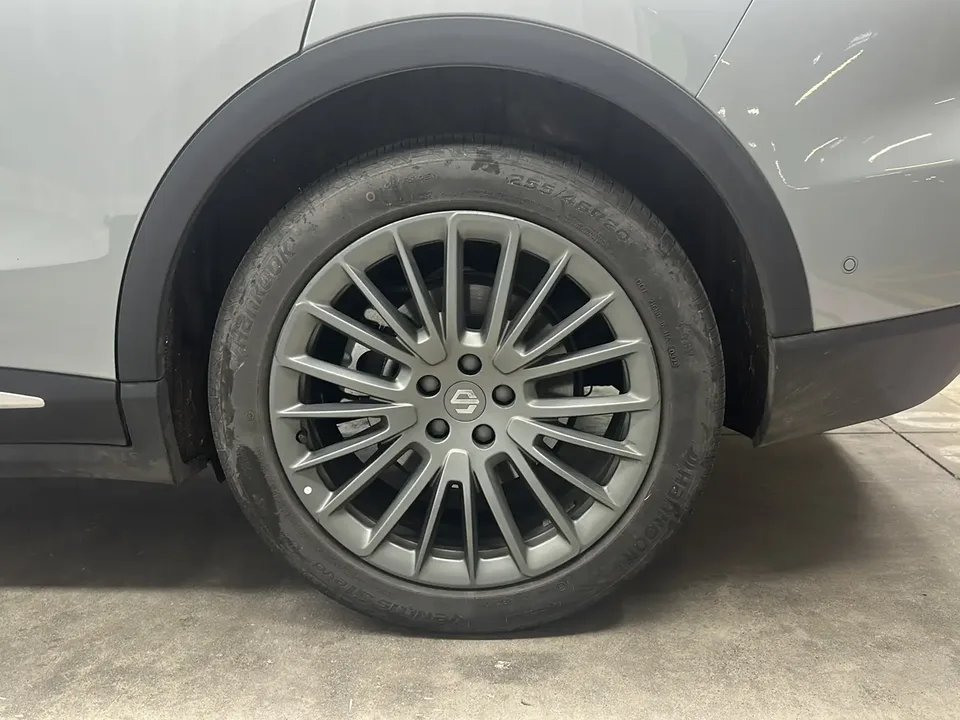Leapmotor Zero running C11 Pure Electric 580 Premium Edition 2025 — миниатюра 3