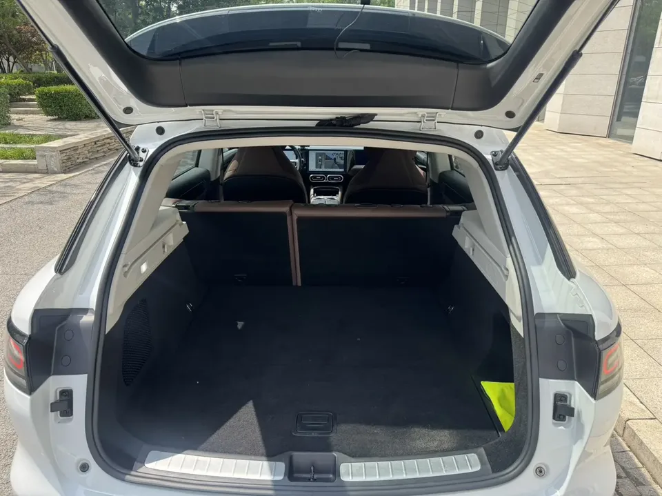 Leapmotor Zero running C11 Extended Range 285 Comfort Edition 2023 — миниатюра 4