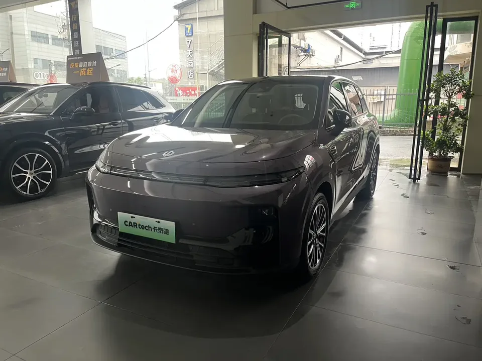 Leapmotor B10 2025
