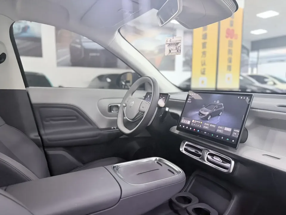 Leapmotor B10 Leapmotor B10 510 Enjoy Edition 2025 — thumbnail 3