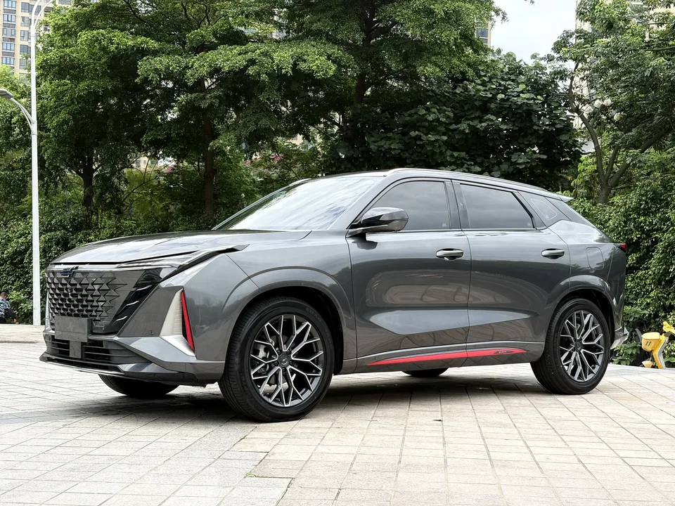 Oshan Changan Auchan Z6 2023