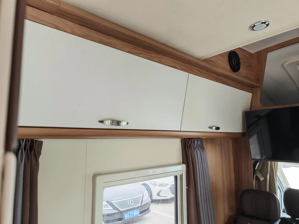 Datong Chase V100 Chase V100 Maxus V100 2022 2.0T Lifestyle Home V100 Mountain Home Edition Rear Extension 2022 — thumbnail 4