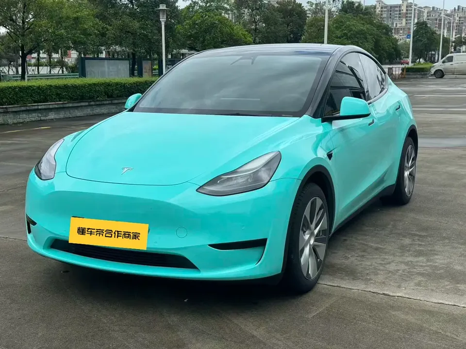 Tesla Model Y 2022