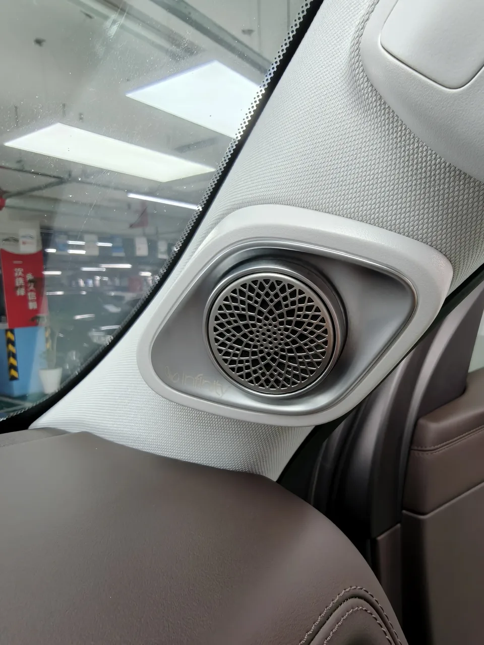 BAIC Beijing Off-road BJ60 Beijing Off-road BJ60 2022 2.0T automatic 11-piece five-seater 2023 — thumbnail 3