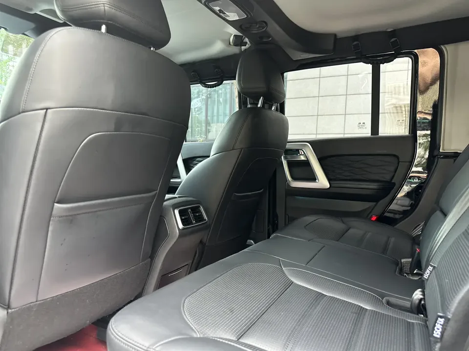 BAIC Beijing Off-road BJ40 Beijing Off-road BJ40 2.0T Automatic 4WD City Hunter Glory Edition 2024 — thumbnail 3