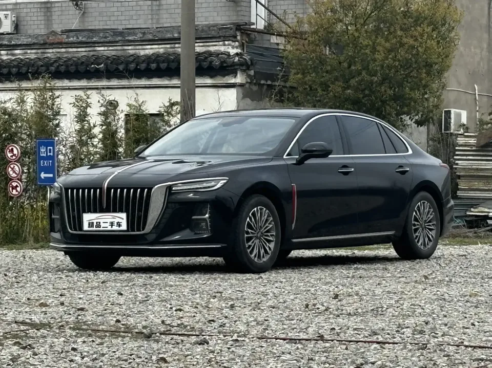 Hongqi H5 2022