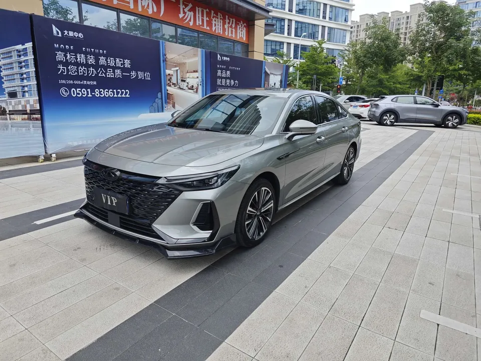 Chery Arrizo 8 2025