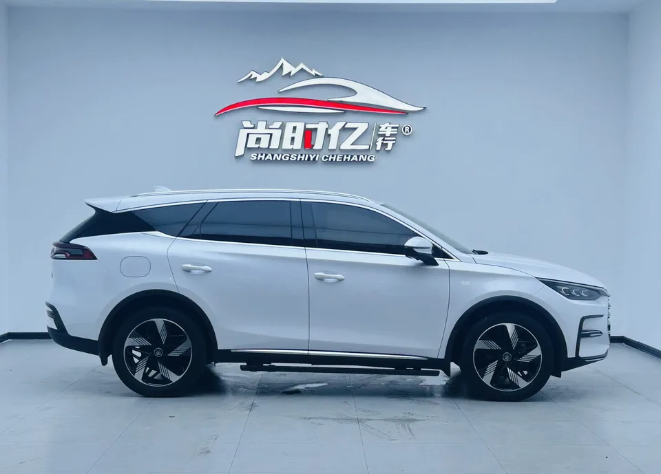 BYD Tang DM Tang DM DM-i Champion Edition 112KM Premium 2023 — thumbnail 2