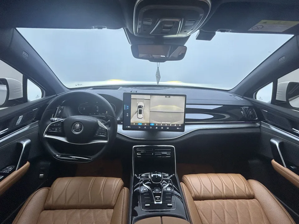 BYD Tang DM Tang DM DM-i Champion Edition 112KM Premium 2023 — thumbnail 4