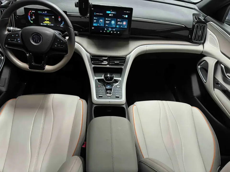 BYD Song Pro DM Song Pro DM DM-i Honor Edition 71km Pilot Edition 2025 — thumbnail 2