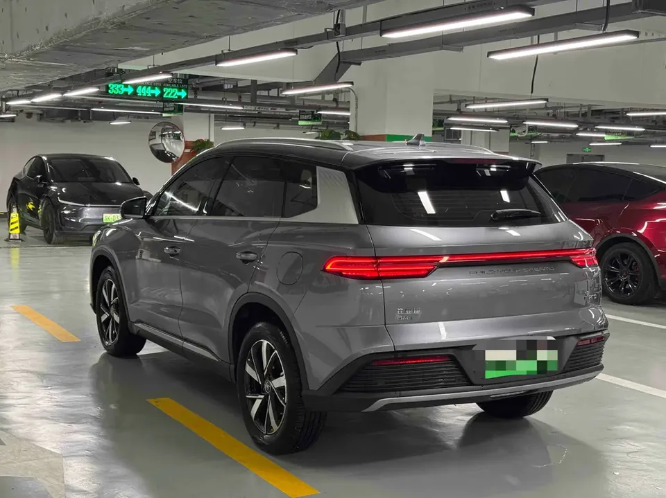 BYD Song Pro DM Song Pro DM DM-i Honor Edition 71km Pilot Edition 2025 — photo 1, buy with delivery to Moscow