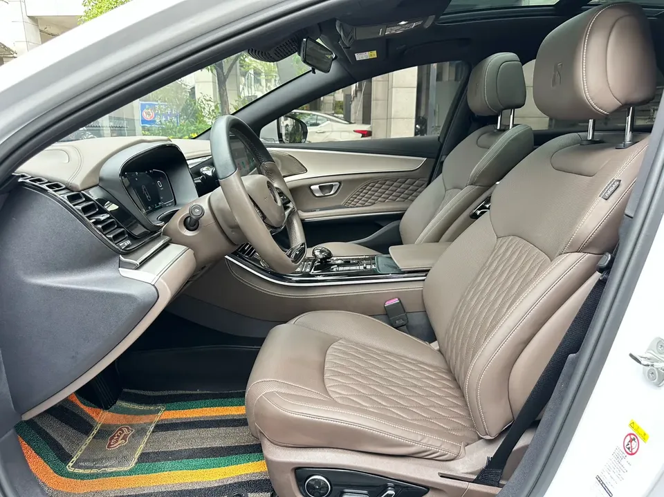BYD Han DM Chinese DM DM-i 121KM Premium 2022 — thumbnail 5
