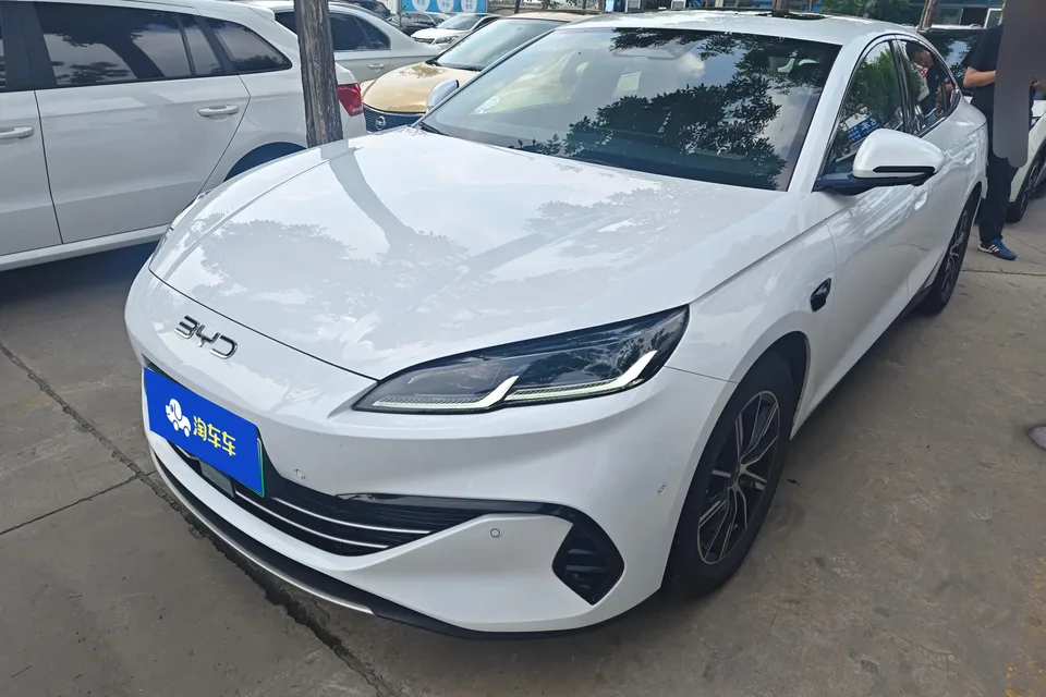 BYD Seal 06DM 2025