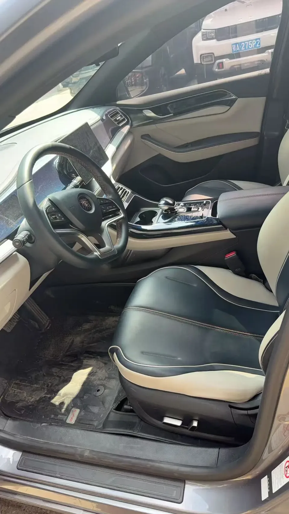 BYD Qin PLUS EV Qin PLUS EV 500KM Luxury Edition 2022 — thumbnail 4