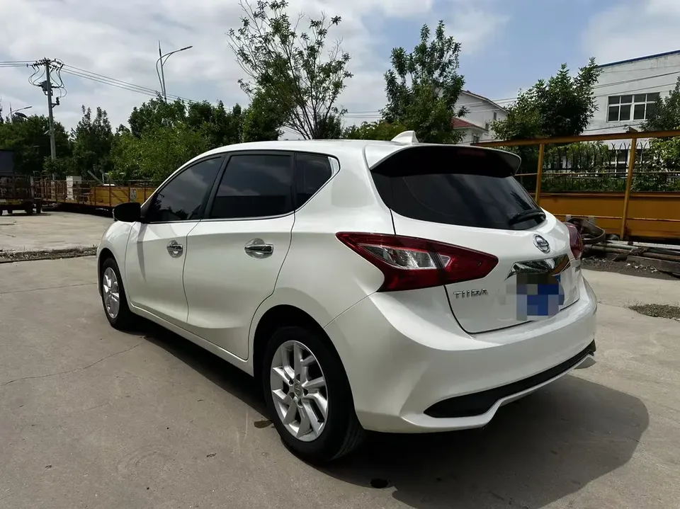 Nissan Tiida Tiida 2023 1.6L CVT Intelligent Travel Edition 2024 — thumbnail 2