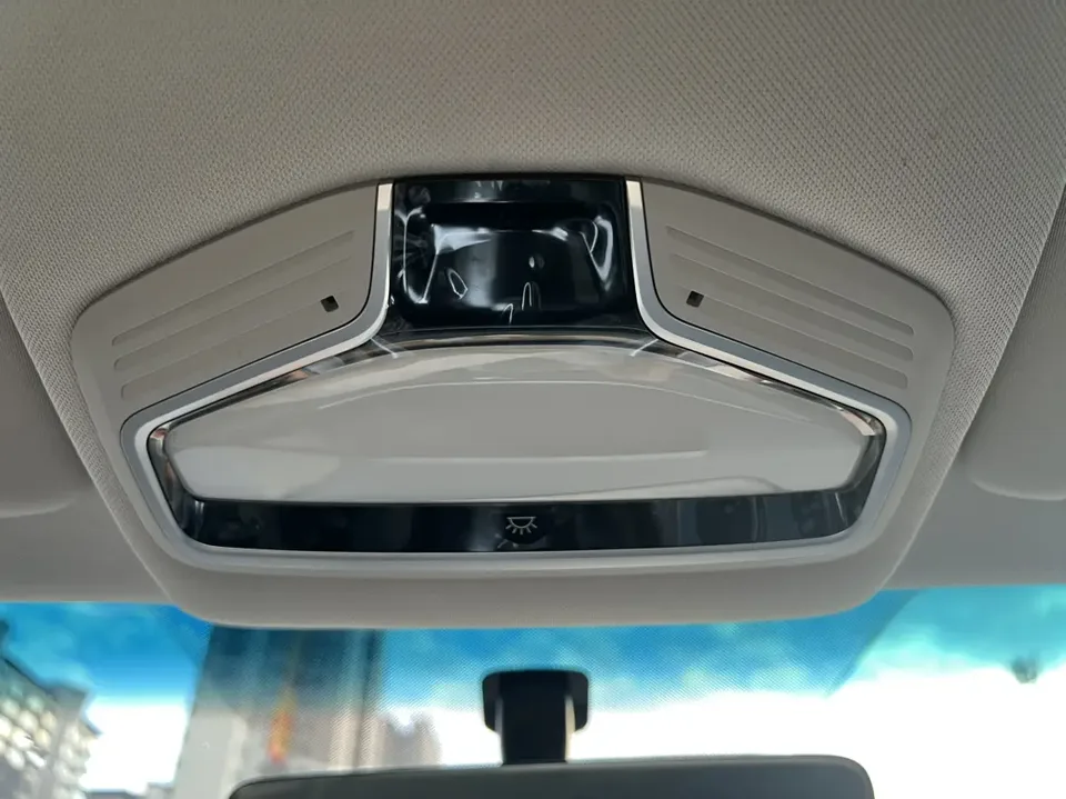 Geely Emgrand S 1.4T CVT Crossover Player Edition 2023 — миниатюра 3
