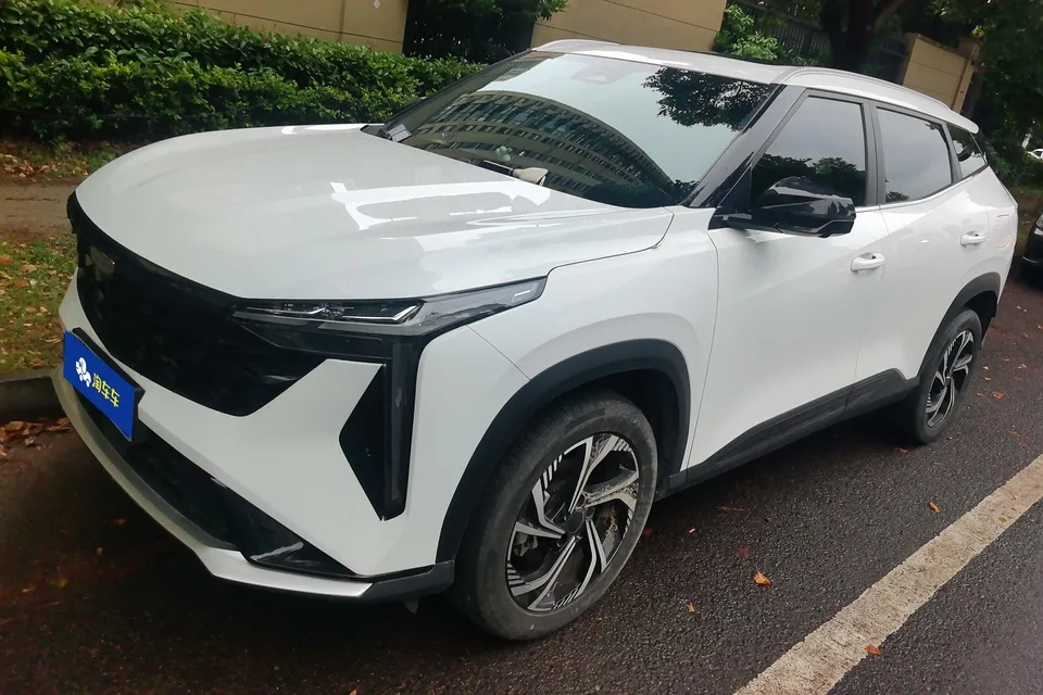 Geely Atlas 1.5TD Smart Link + 2024 — фото 1, купить с доставкой в Москву