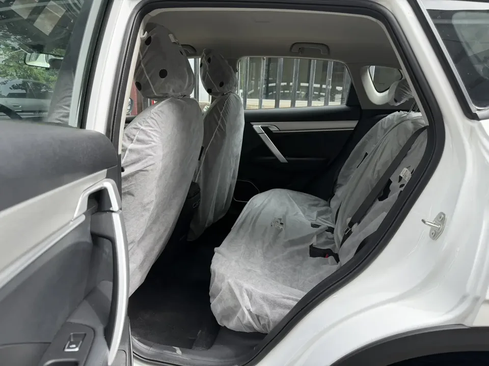 Geely Coolray SX11 Binyue 1.5L CVT Super Edition 2025 — миниатюра 3