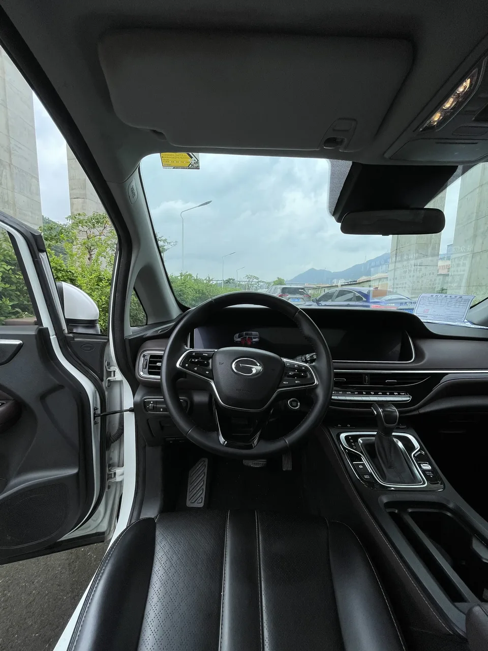 GAC Trumpchi M6 Trumpchi M6 Trumpchi M6 2021 270T automatic elite version 7 seats 2022 — thumbnail 5