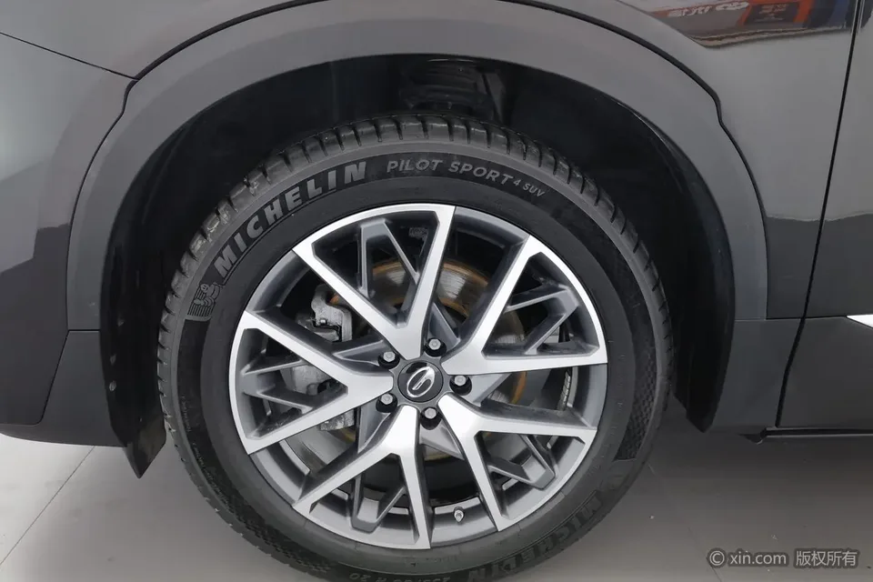 GAC Trumpchi GS8 Trumpchi GS8 Pilot Series 2.0TGDI 2WD Luxury Smart Edition 2024 — thumbnail 2