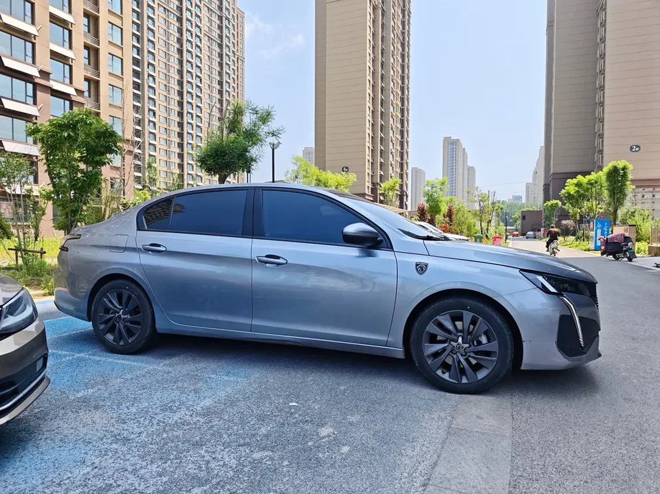 Peugeot 408 408 360THP Romanee Edition 2024 — thumbnail 4