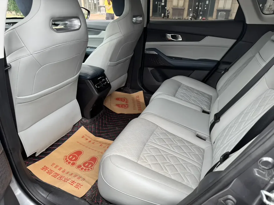 Changan UNI-K Blue Whale iDD 1.5T 130km Excellence Edition 2023 — миниатюра 5