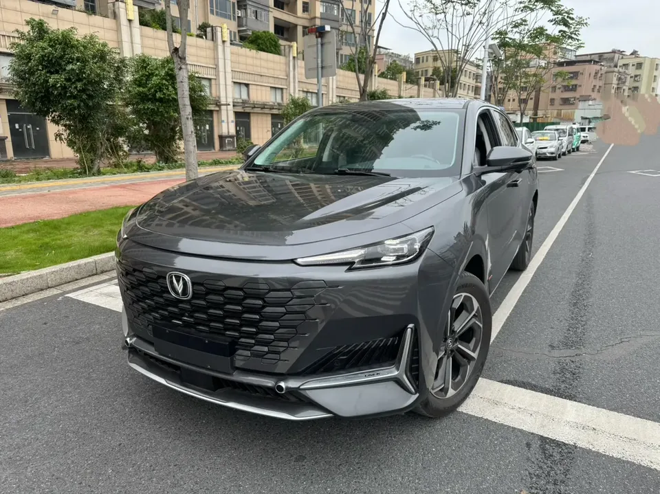 Changan UNI-K Blue Whale iDD 1.5T 130km Excellence Edition 2023 — фото 1, купить с доставкой в Москву