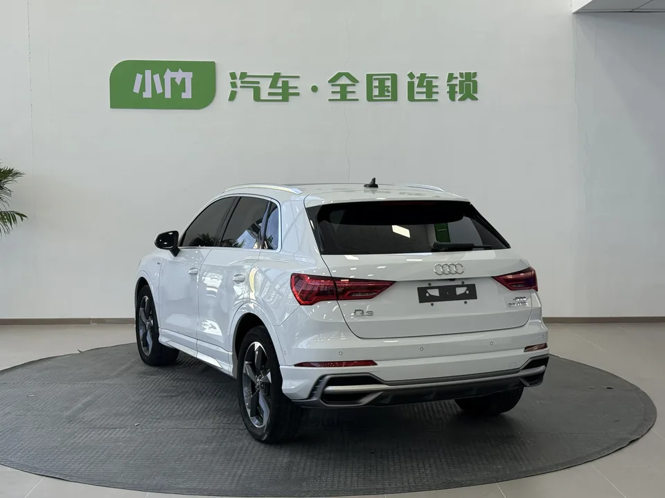 Audi Q3 Q3 Audi Q3 2022 35 TFSI Fashionable and Dynamic 2023 — thumbnail 2