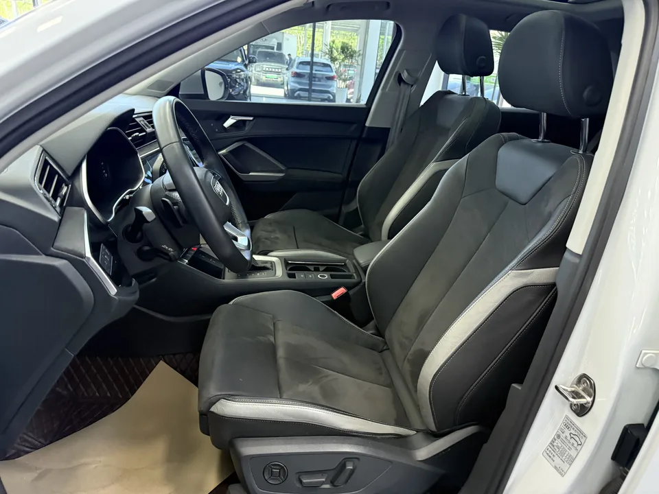 Audi Q3 Q3 Audi Q3 2022 35 TFSI Fashionable and Dynamic 2023 — thumbnail 5