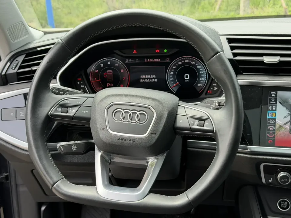 Audi Q3 Audi Q3 2022 35 TFSI Fashionable and Dynamic 2022 — миниатюра 5