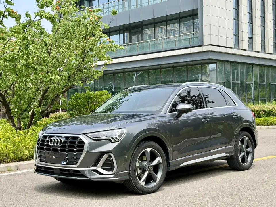 Audi Q3 2022