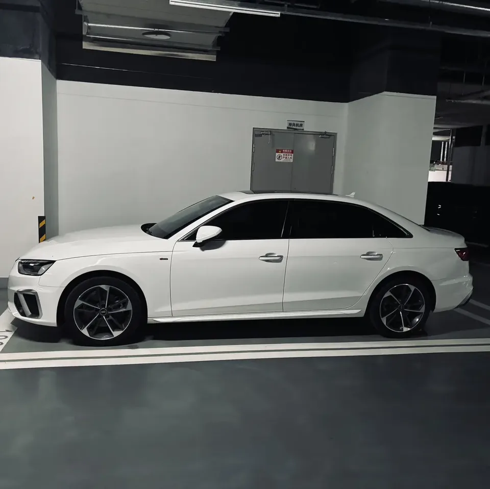 Audi a4 l Audi A4L 2022 40 TFSI Fashion Dynamic Edition 2022 — миниатюра 3