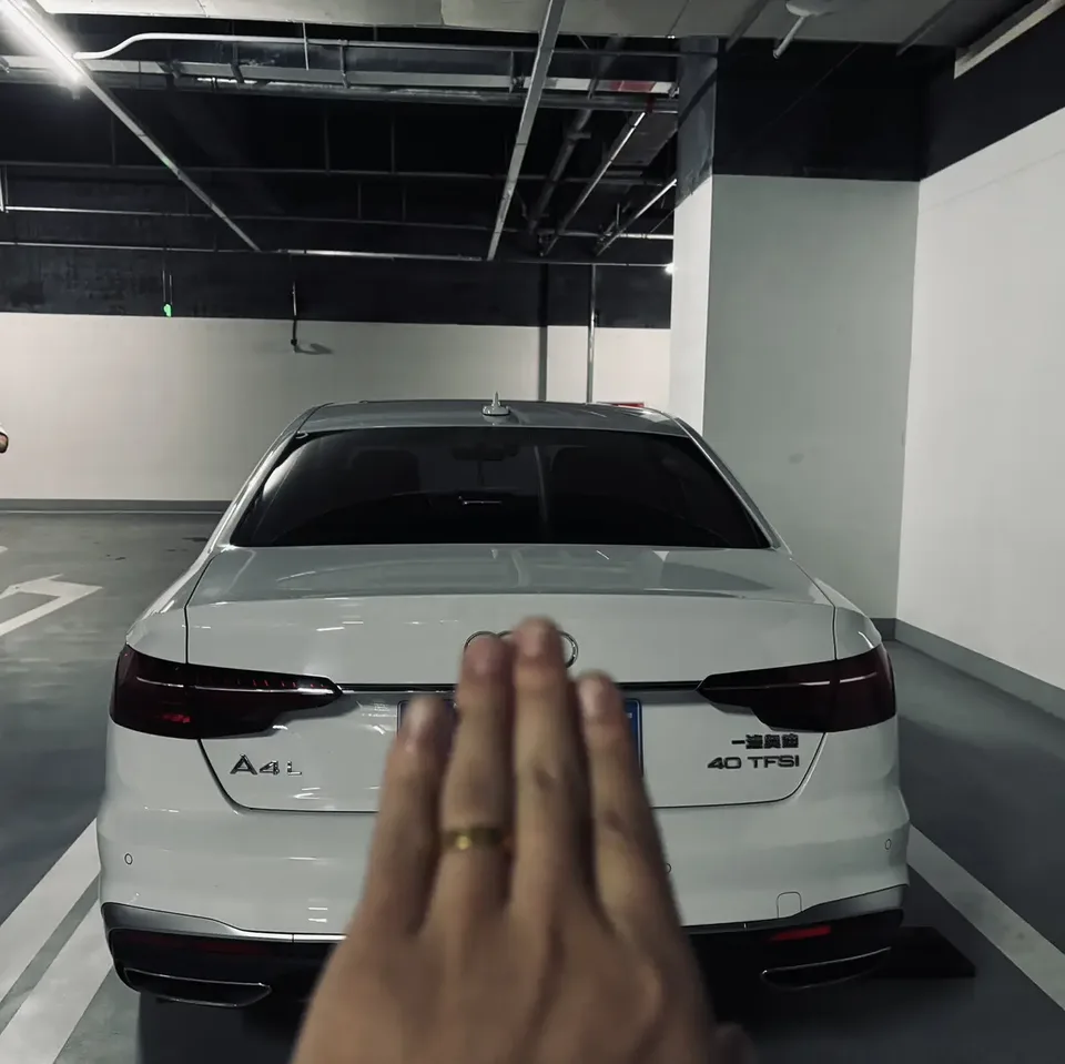 Audi a4 l Audi A4L 2022 40 TFSI Fashion Dynamic Edition 2022 — миниатюра 4