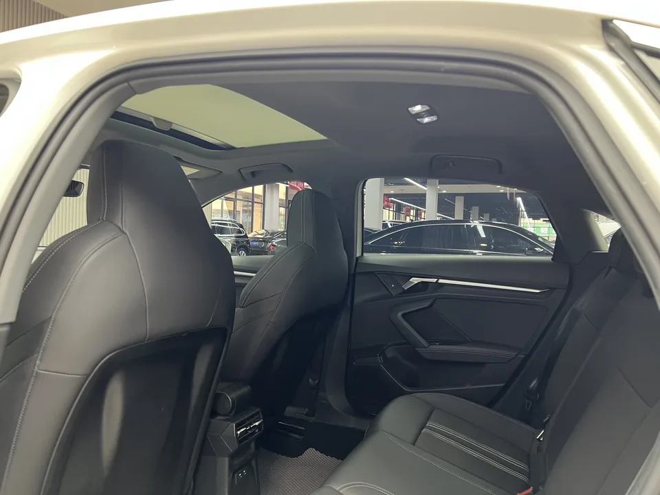 Audi A3 A3L Limousine 35 TFSI Fashionable and Elegant 2024 — миниатюра 5