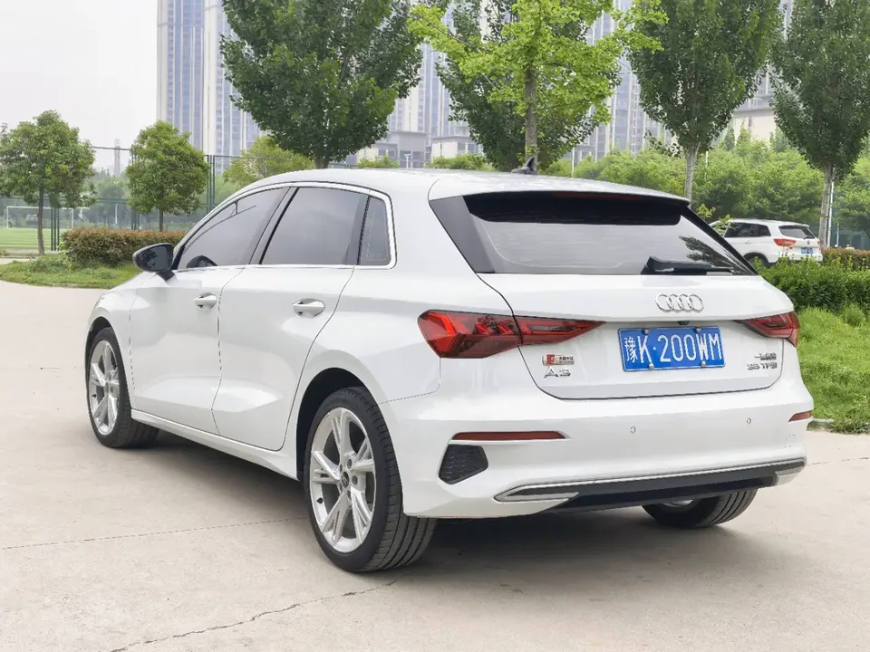 Audi A3 A3 Sportback 35 TFSI Fashionable and Elegant 2023 — миниатюра 2
