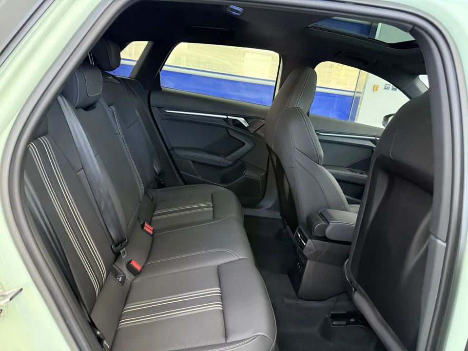 Audi A3 Sportback 35 TFSI stylish and sporty 2023 — миниатюра 5